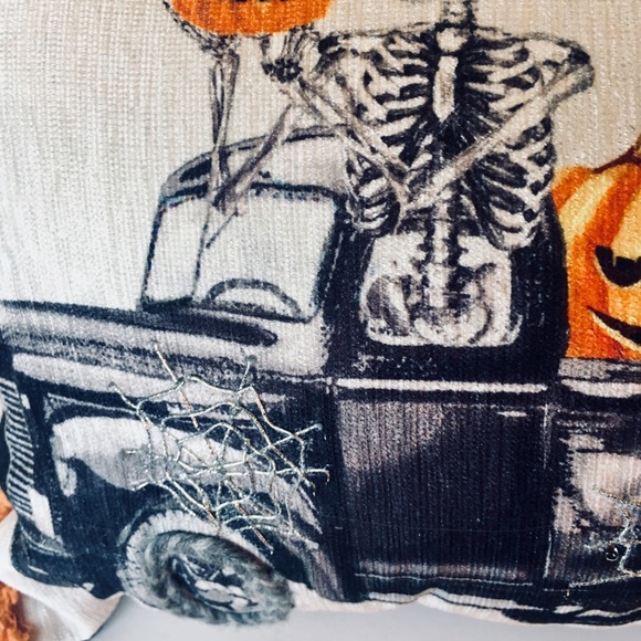 Haunted Truck Skeleton Carrying Evil JOL Pillow - Picture 12 of 13